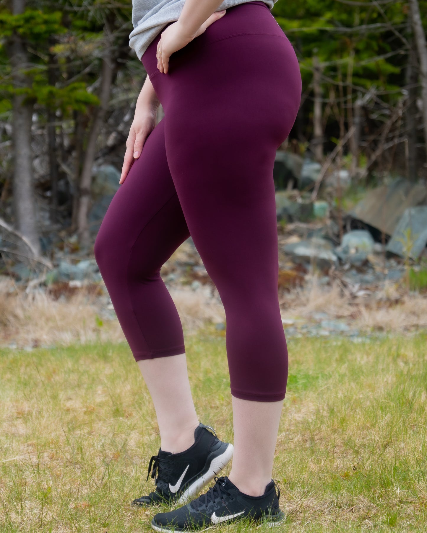 Aurora Capris